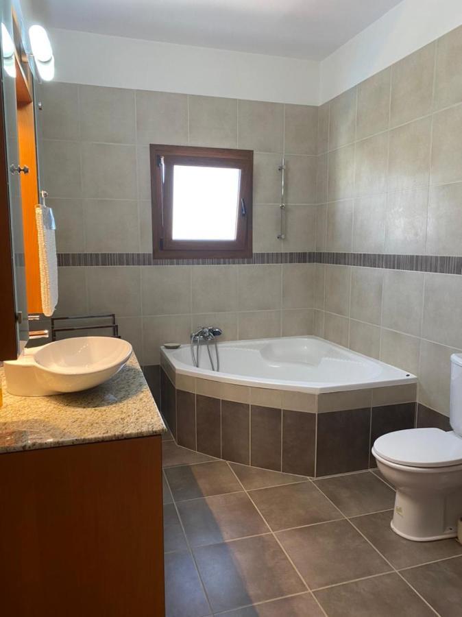 Episkopi Villa, Luxury 4 Bedroom With Pool - Limassol Extérieur photo
